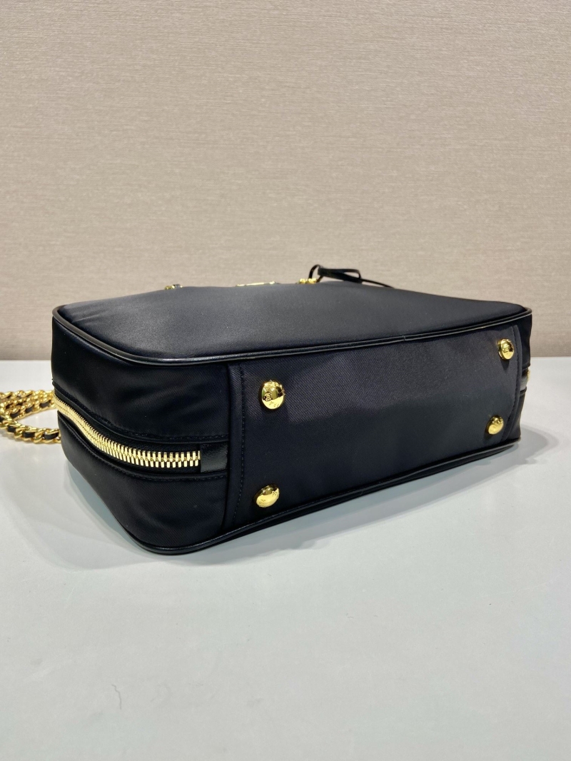 Pra*a top handle bags